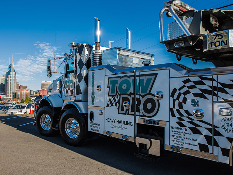 Tow Pro offer Nashville, TN towing and hauling services